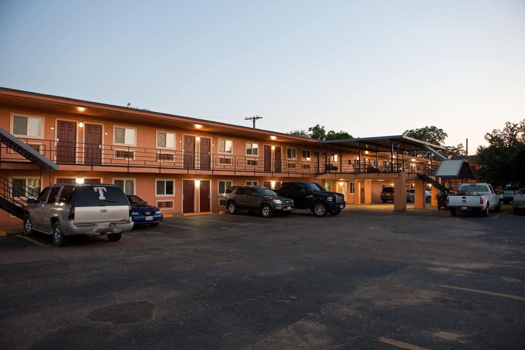 Bostonian Inn New Boston Exterior photo